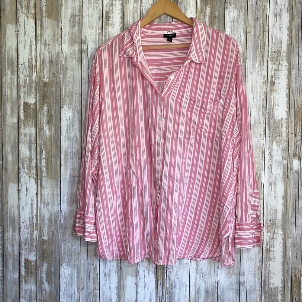 Torrid Pink White Striped Button Down Shirt 2X Rayon Slub Drop Shoulder Casual - Picture 2 of 7